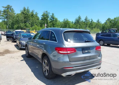 2016 Mercedes-Benz Glc 300 4Matic from USA, damaged, VIN WDC0G4KB5GF059466